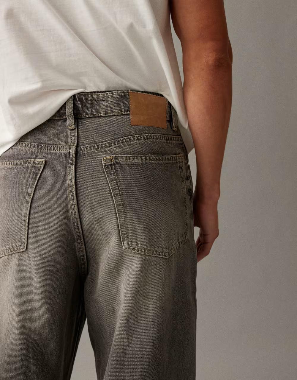 szare spodnie jeans