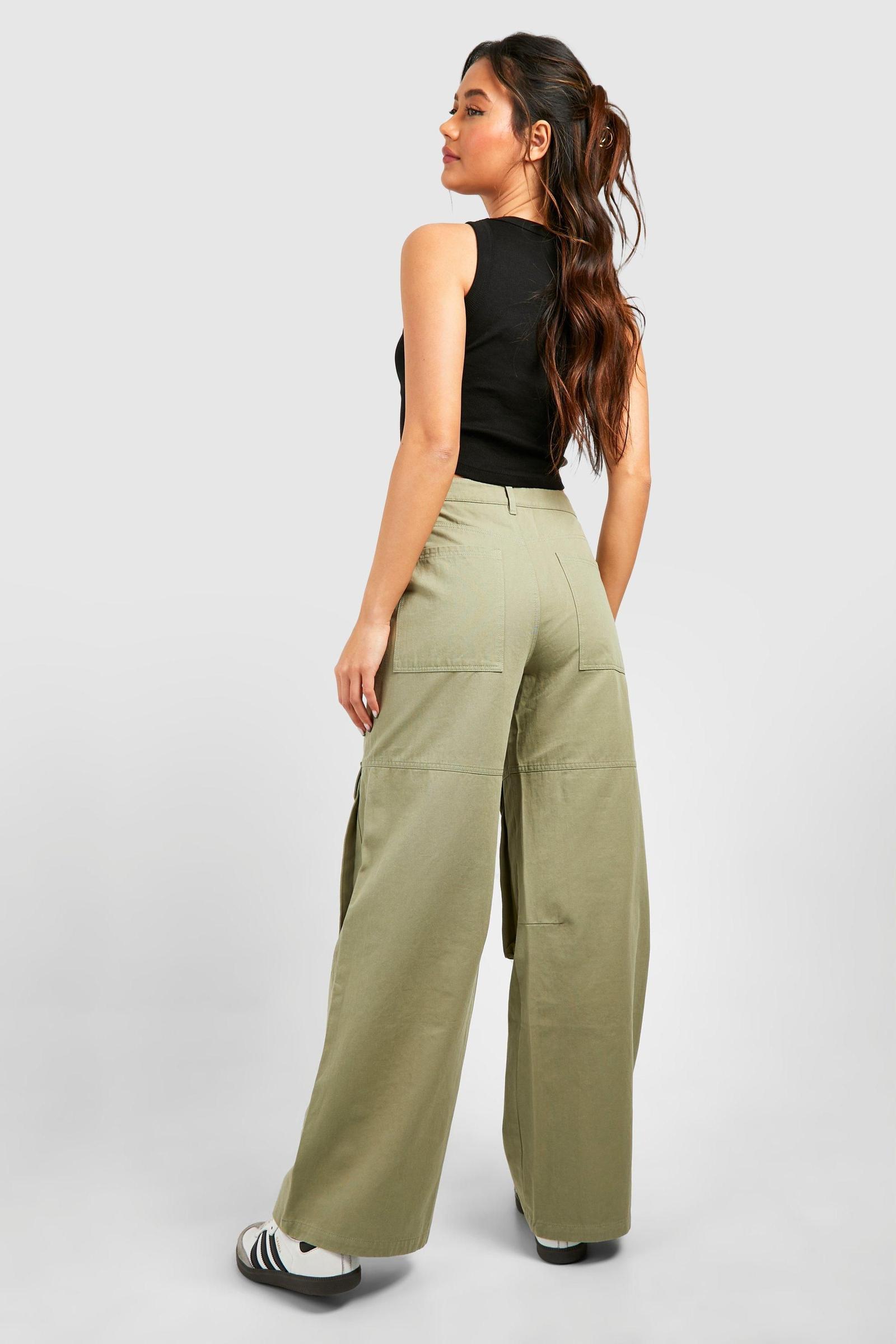 SPODNIE BOJÓWKI Z PROSTĄ NOGAWKĄ