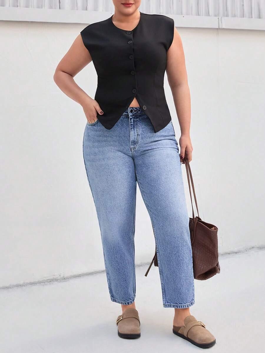 niebieskie jeansy kieszenie 