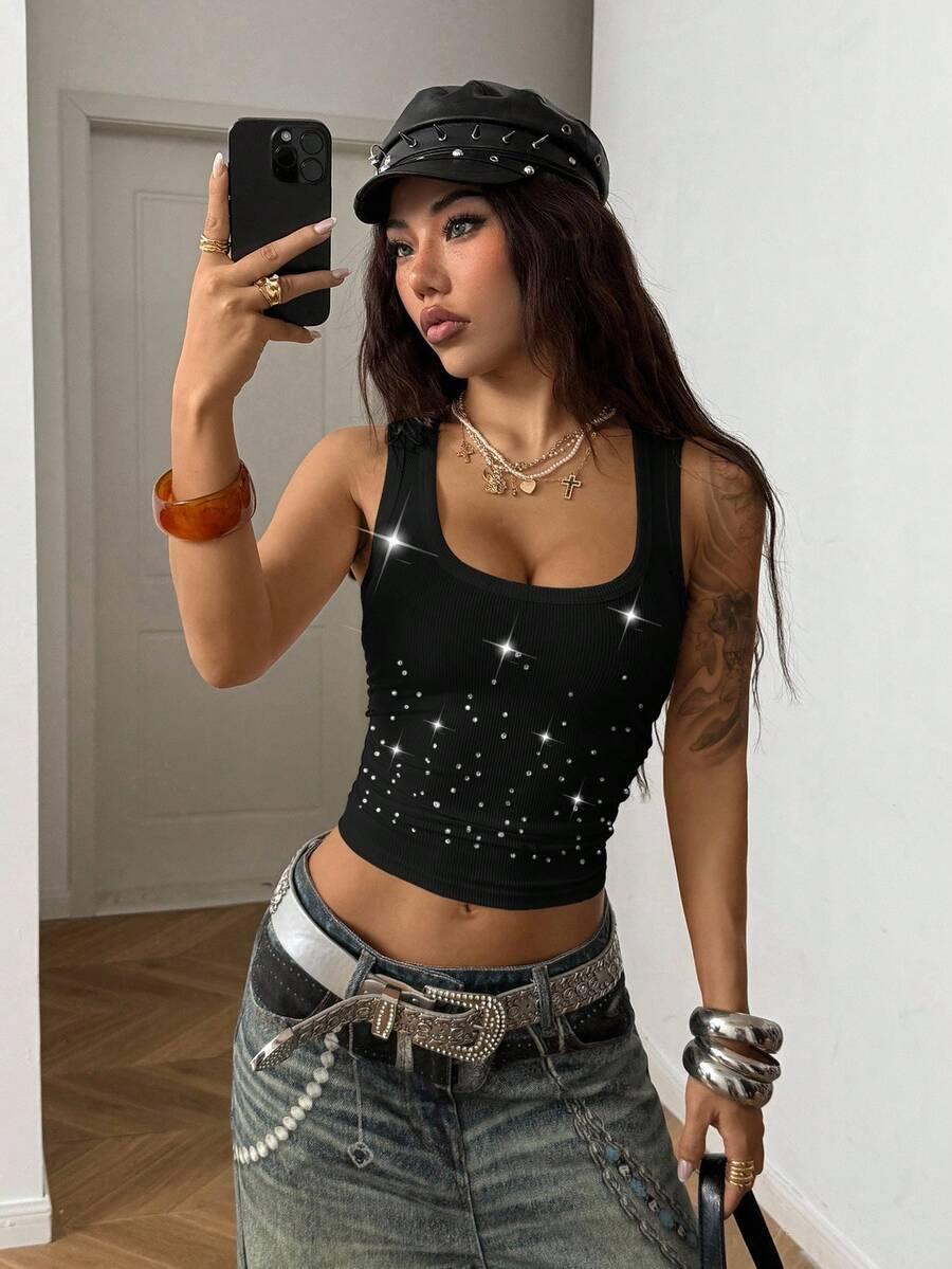 CZARNY TOP ZDOBIENIE
