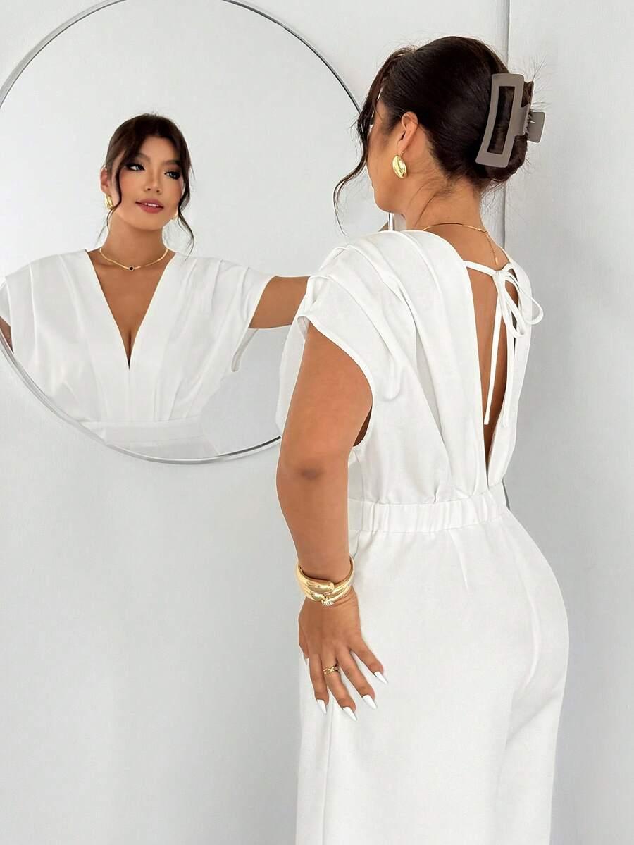 biały kombinezon v-neck
