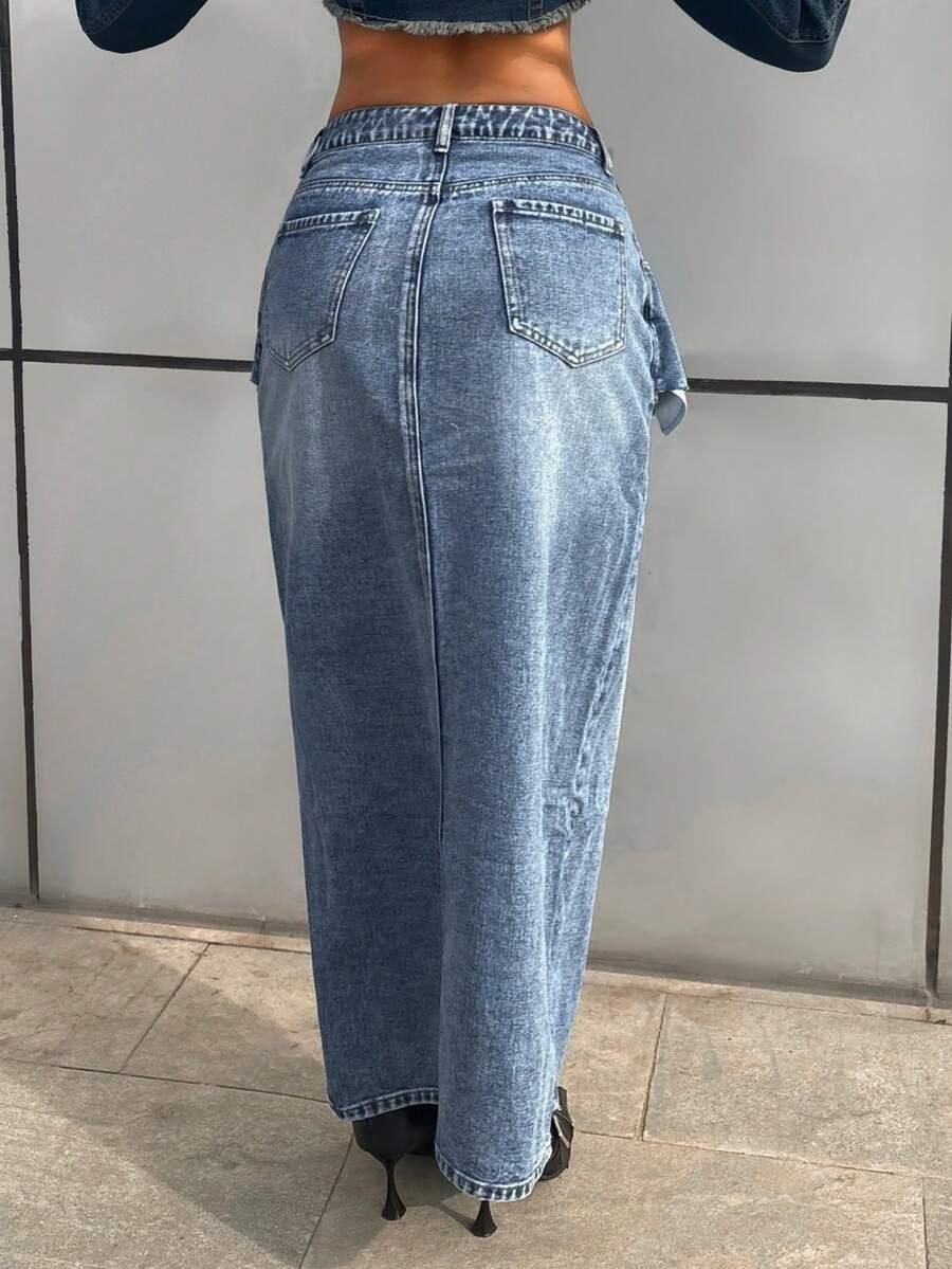 niebieska spódnica jeans