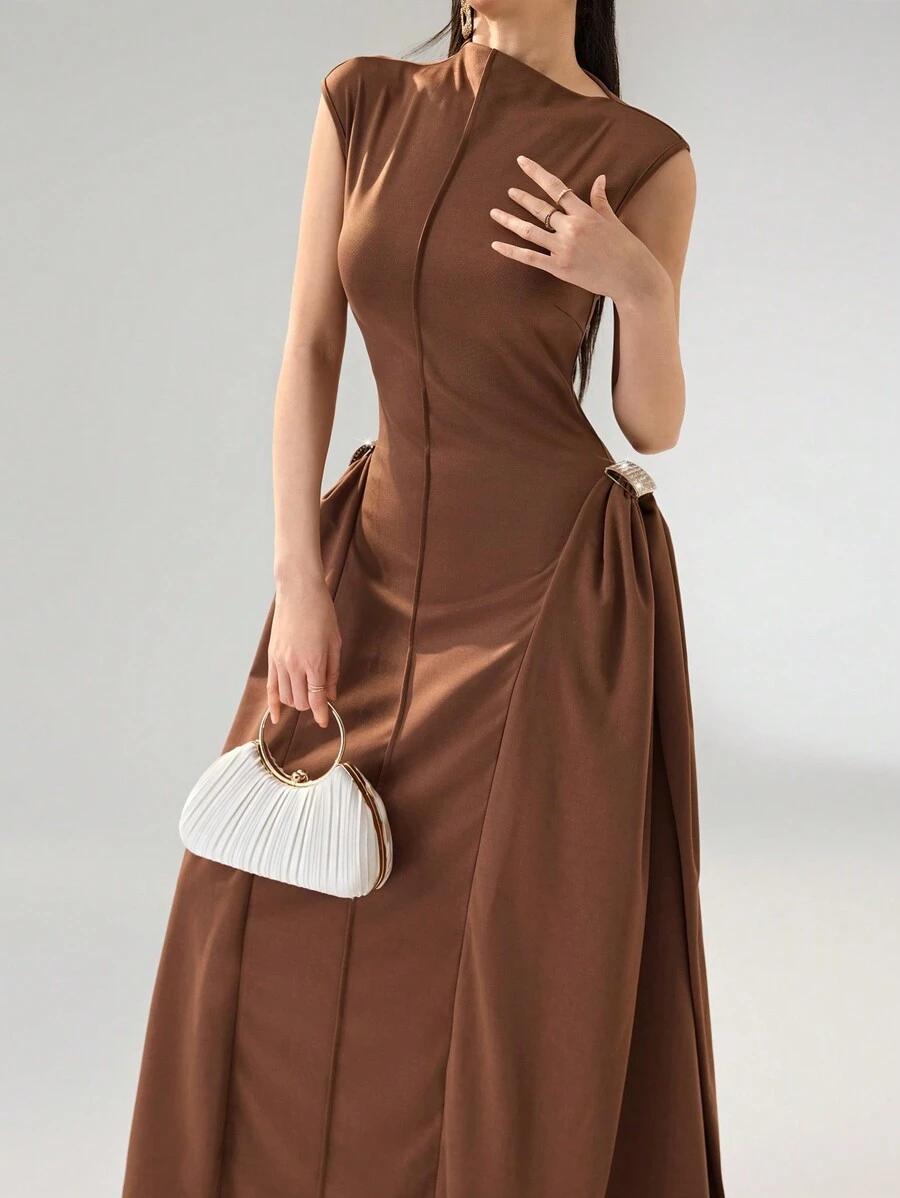 ELEGANCKA MAXI SUKIENKA NA RAMIĄCZKACH
