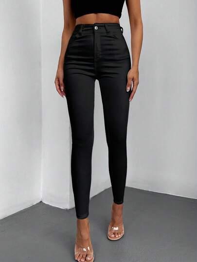 czarne spodnie jeans