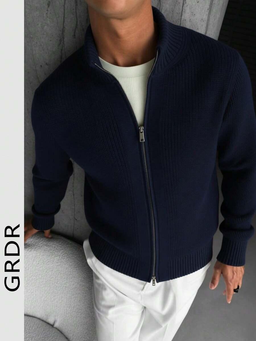 granatowy sweter zip 
