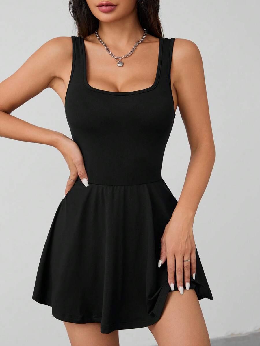 CZARNA SUKIENKA MINI