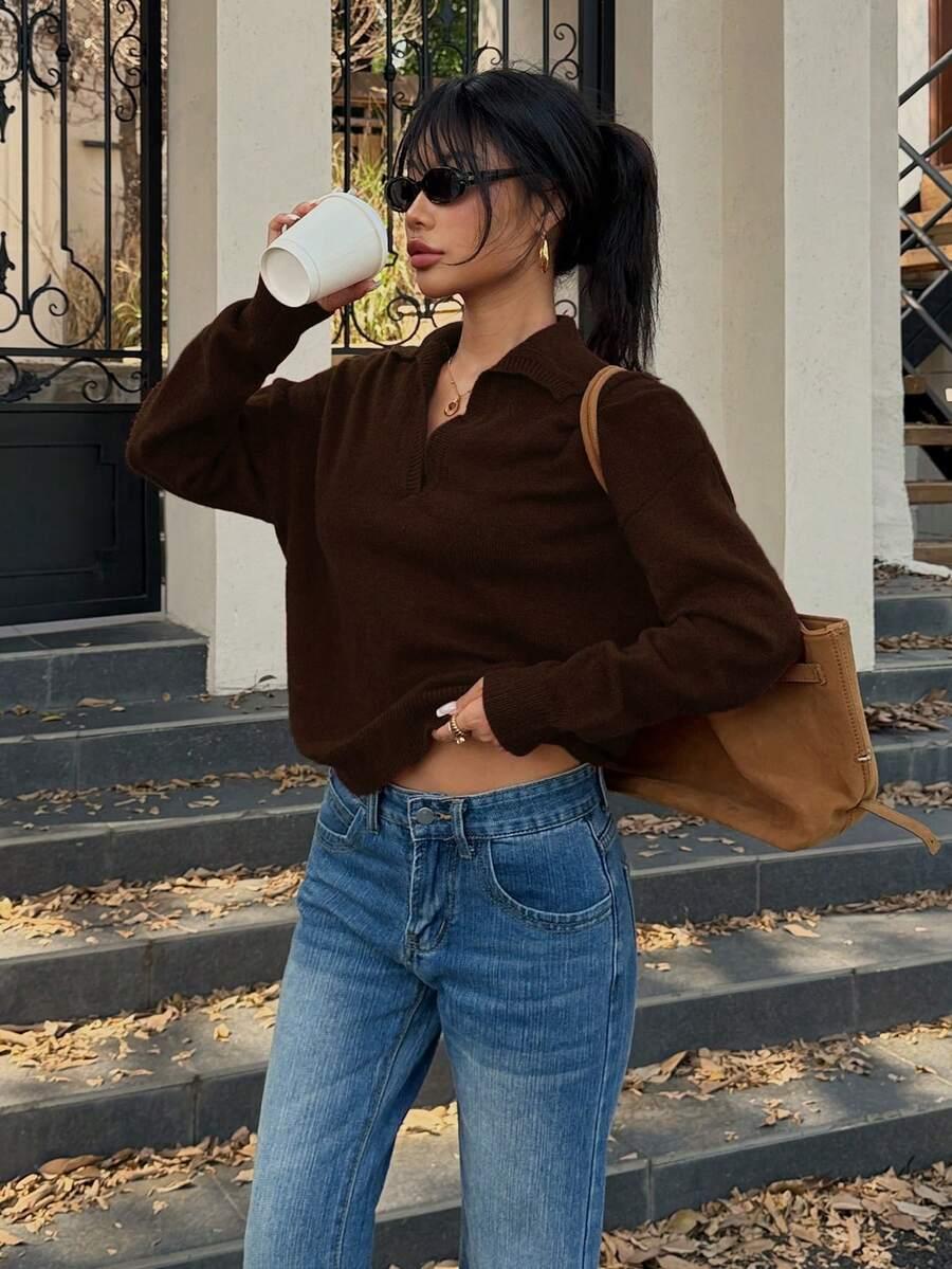 brązowy sweter kołnierzyk