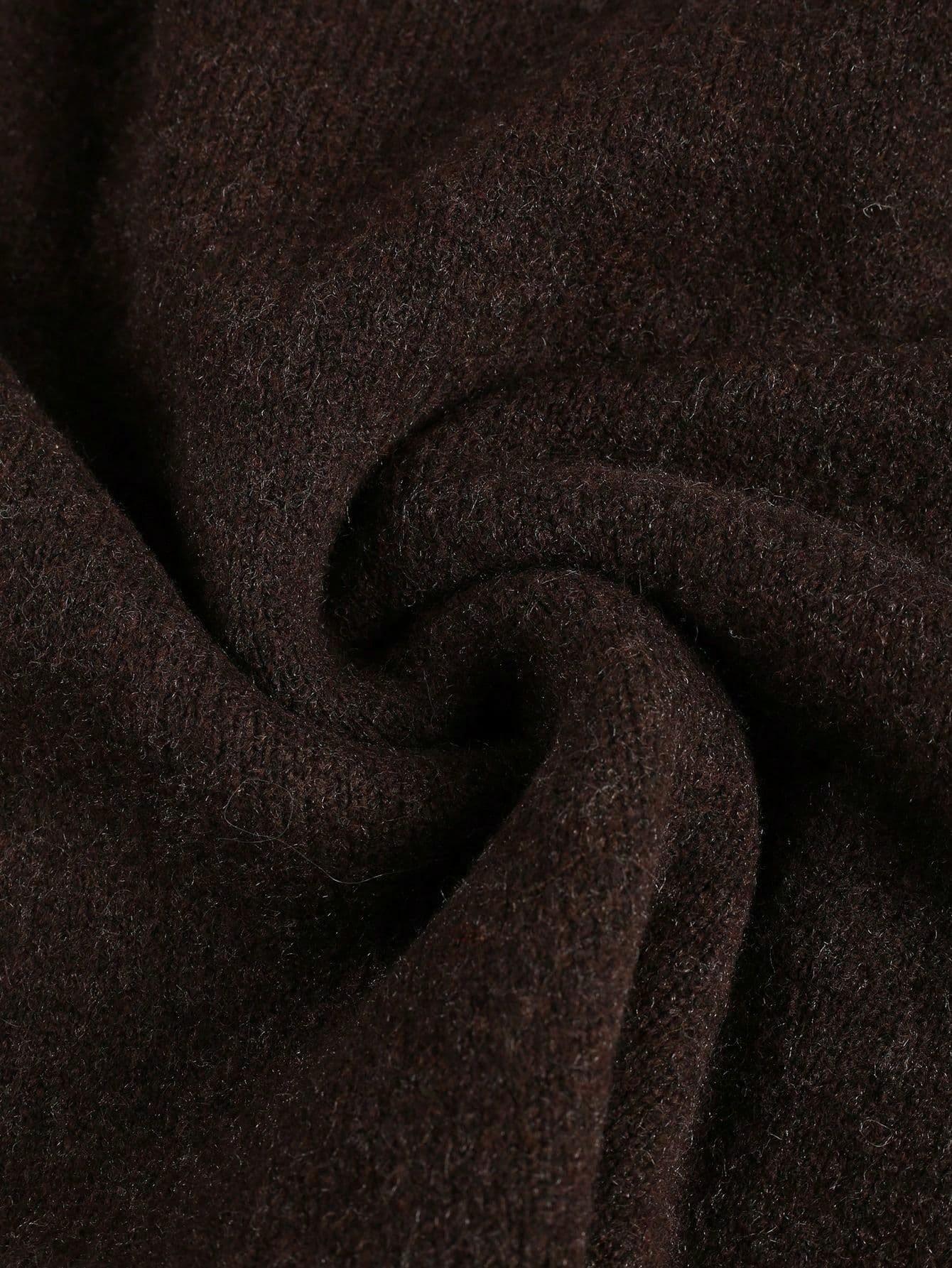BRĄZOWY SWETER GUZIKI