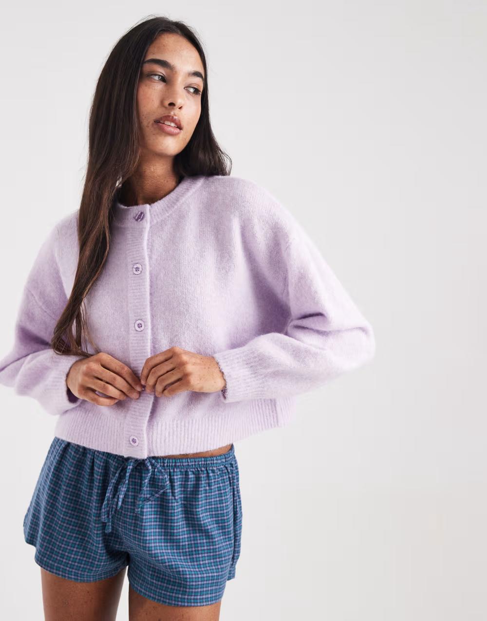 fioletowy rozpinany sweter