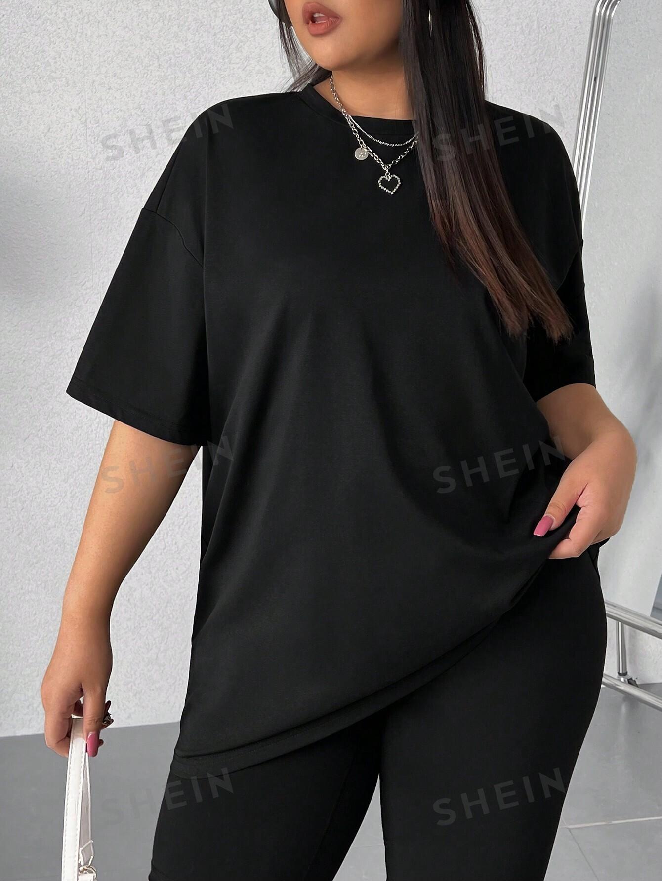 CZARNY LUŹNY T-SHIRT