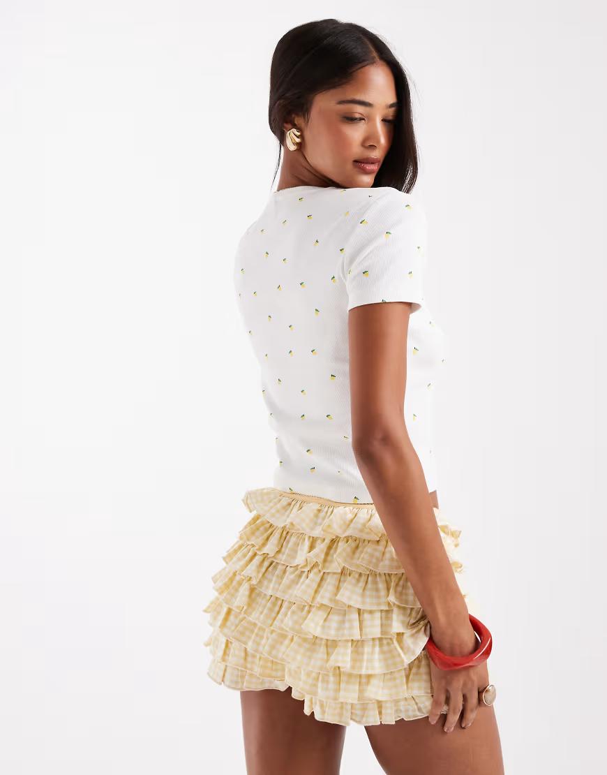 biała bluzka z krótkim rękawem wzór cytryny