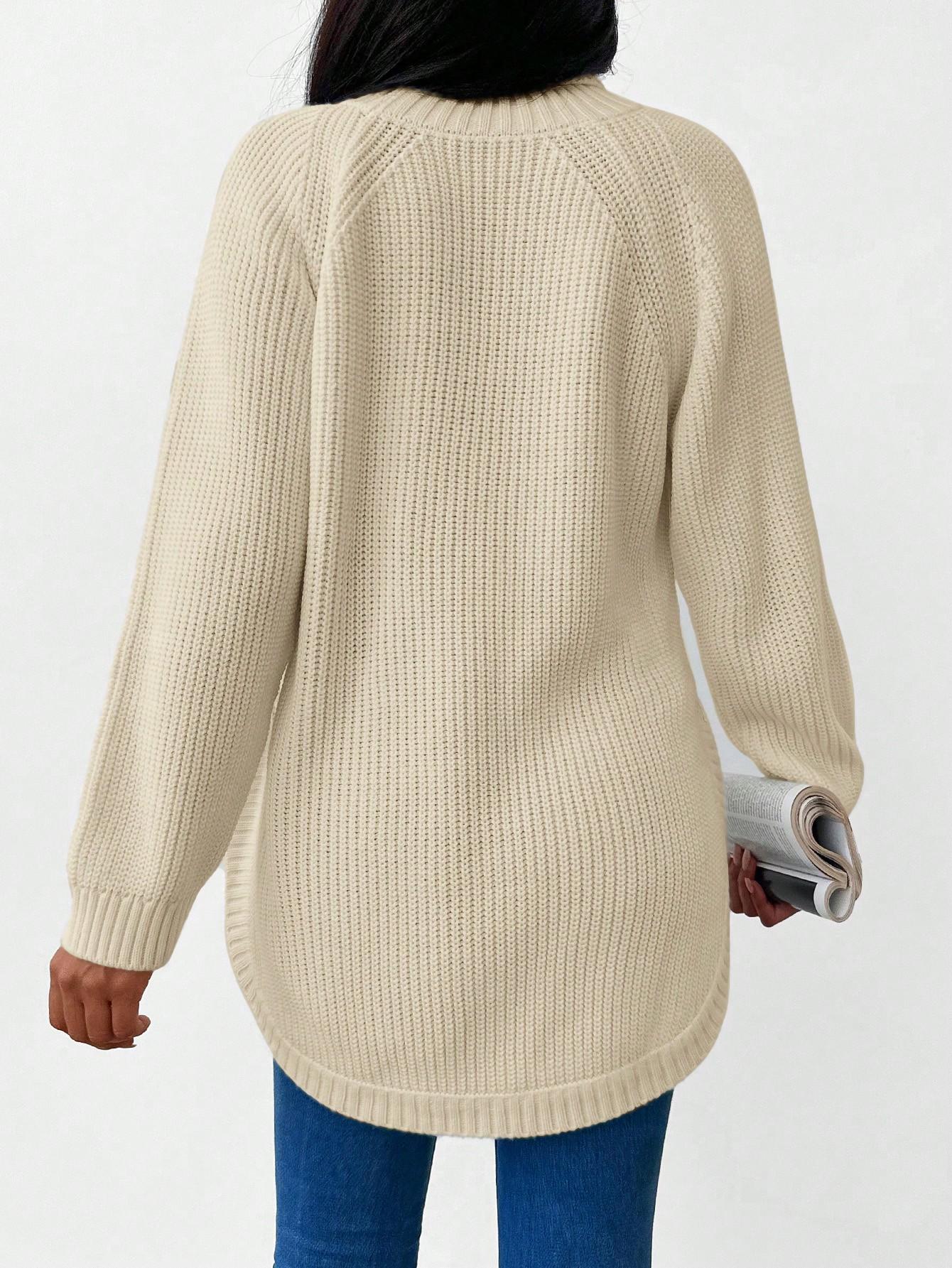 beżowy sweter golf