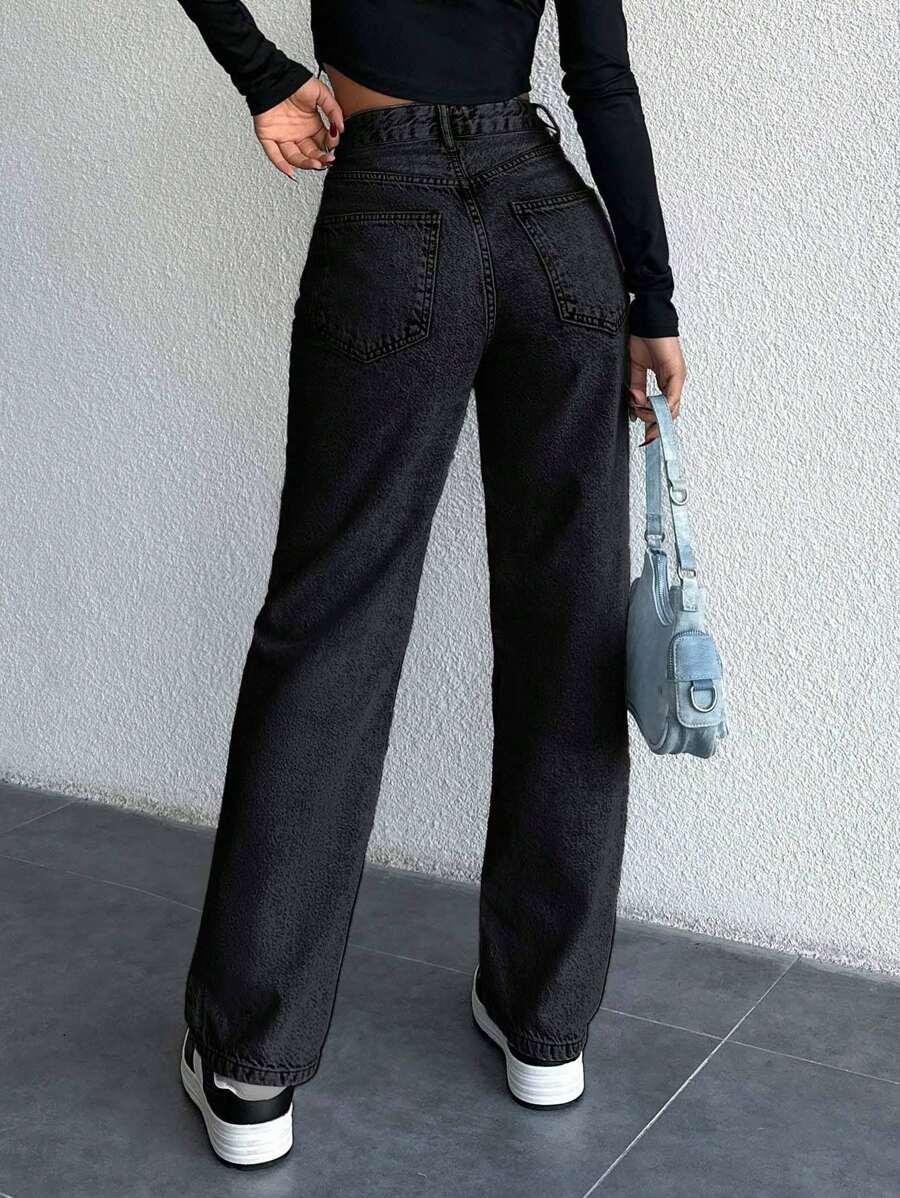 czarne spodnie jeans 