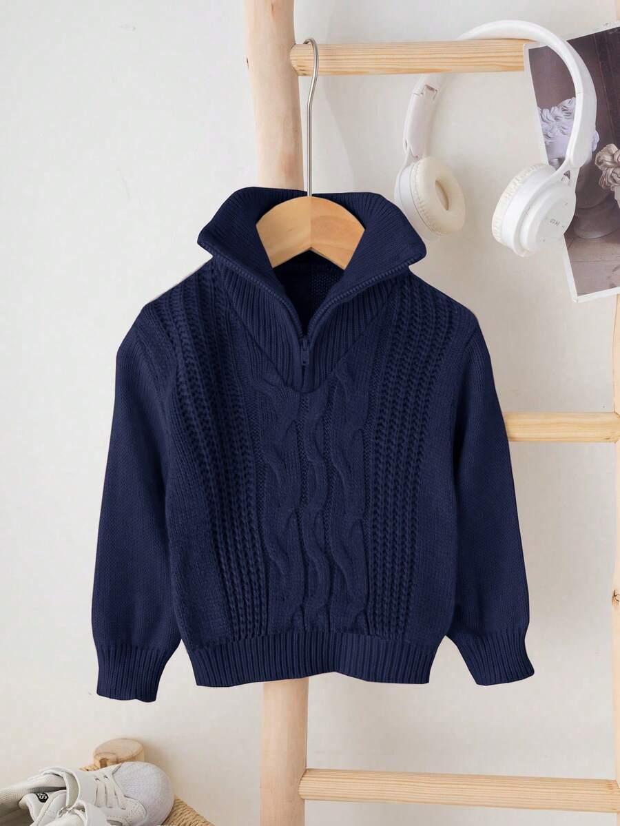 granatowy sweter zamek