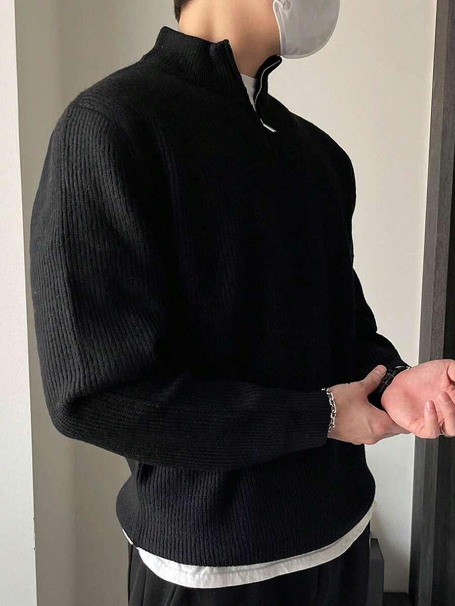 CZARNY SWETER ZAMEK