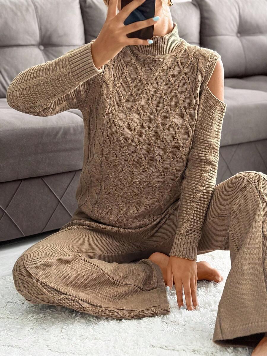 SWETER SPODNIE KOMPLET