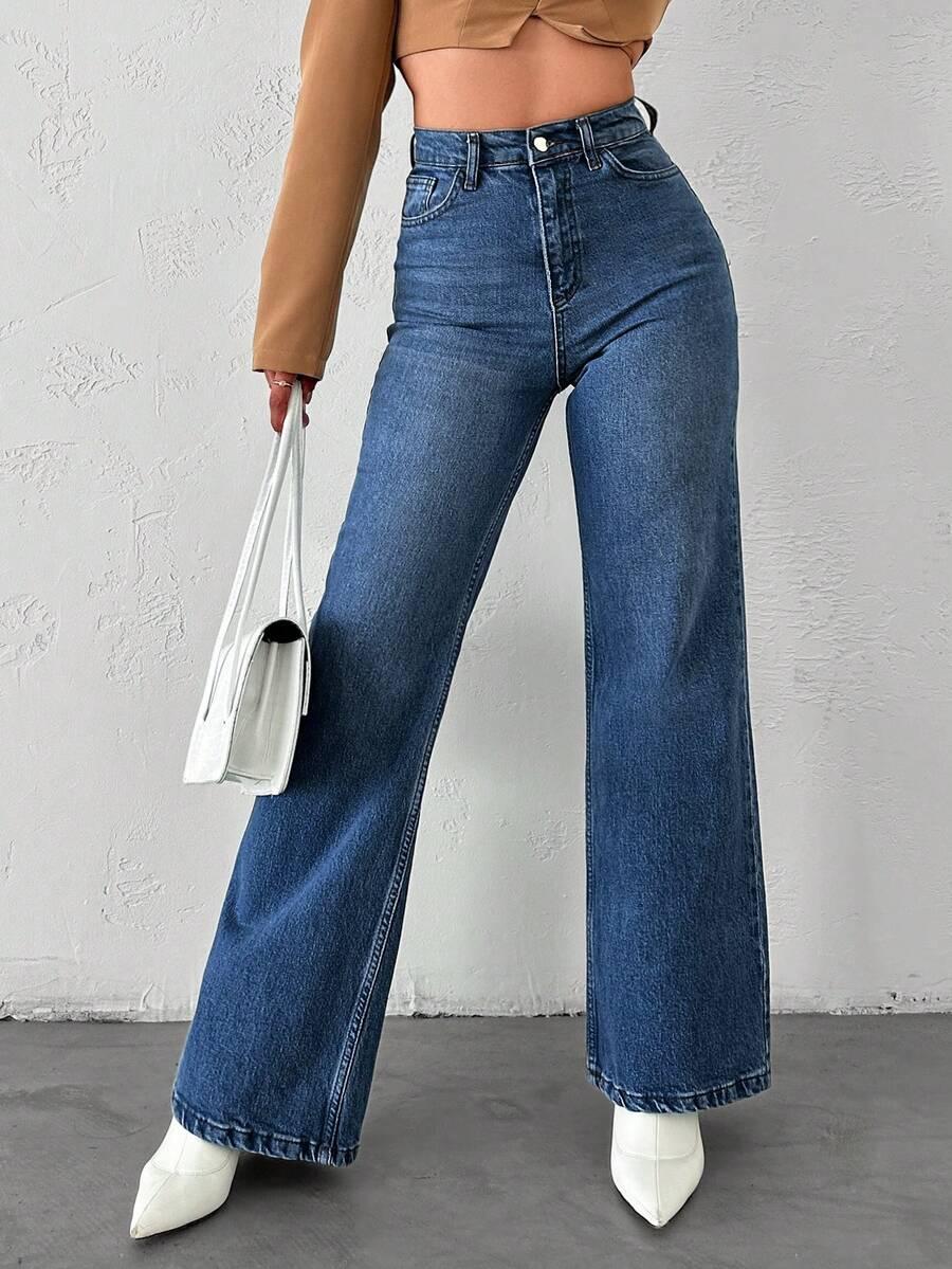 niebieskie spodni jeans 