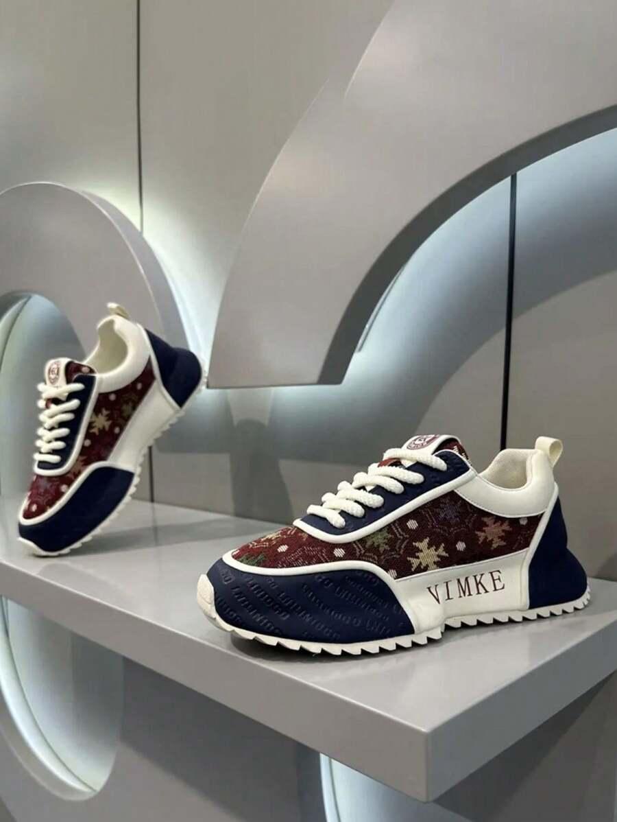 SZNUROWANE BUTY SPORTOWE