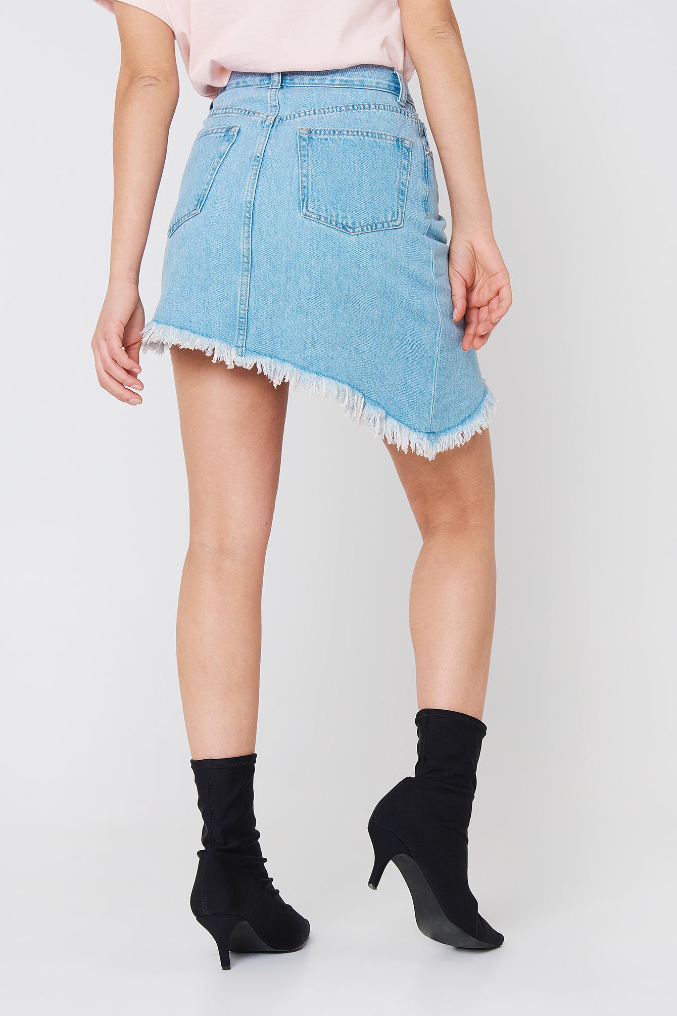 ASYMETRYCZNA MINI SPÓDNICA JEANS