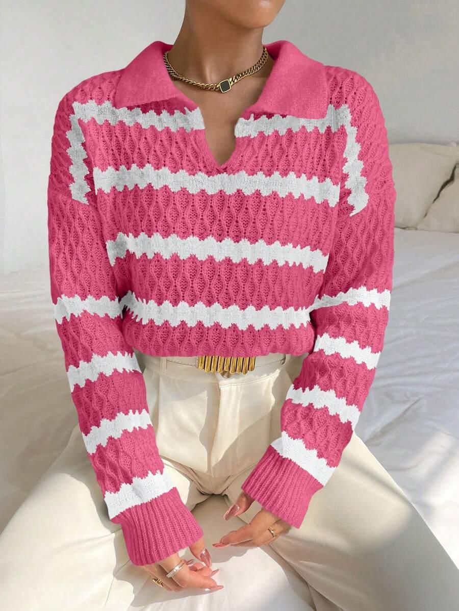 SWETER W PASKI Z KOŁNIERZEM