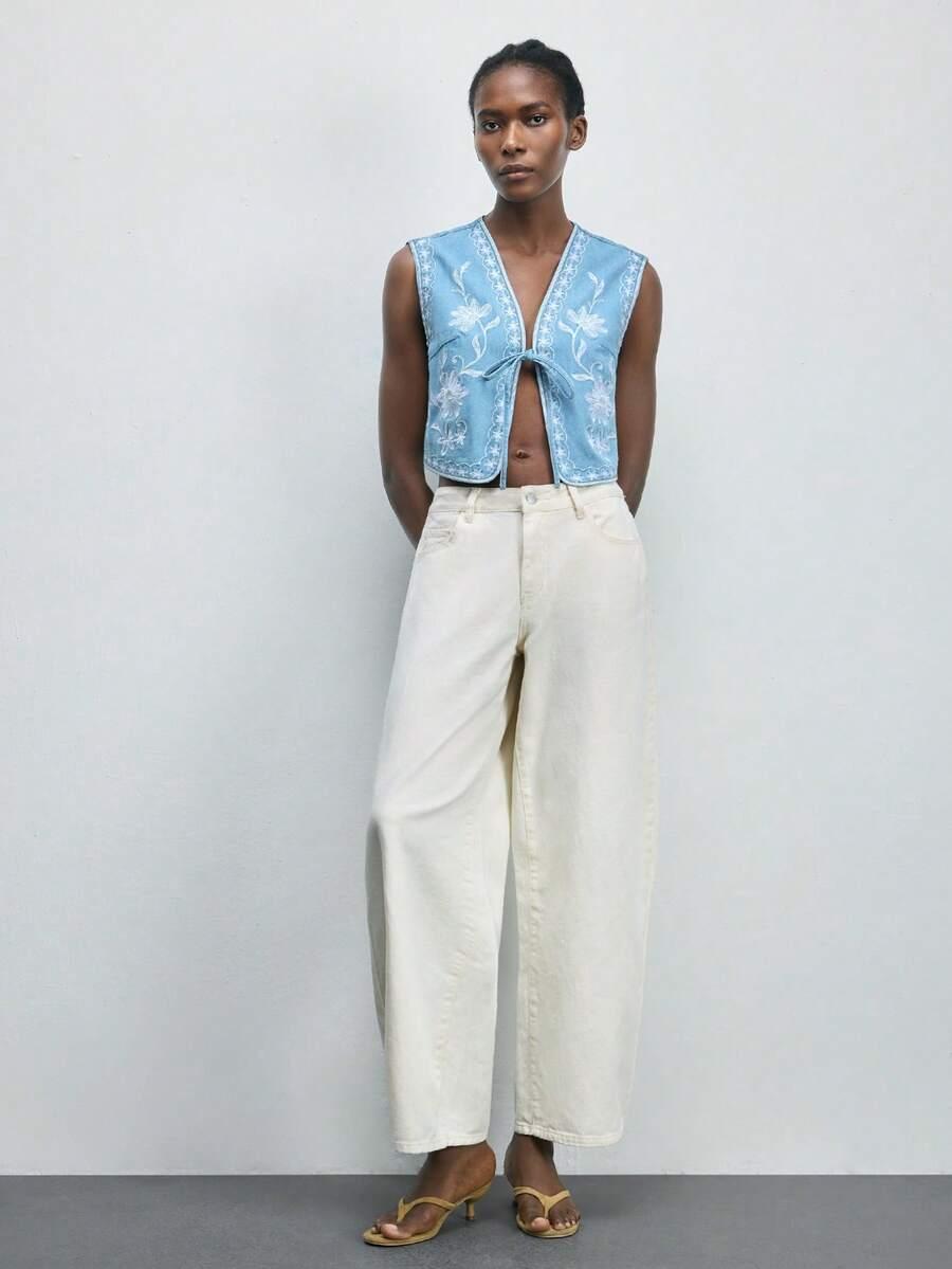 KREMOWE SPODNIE JEANS