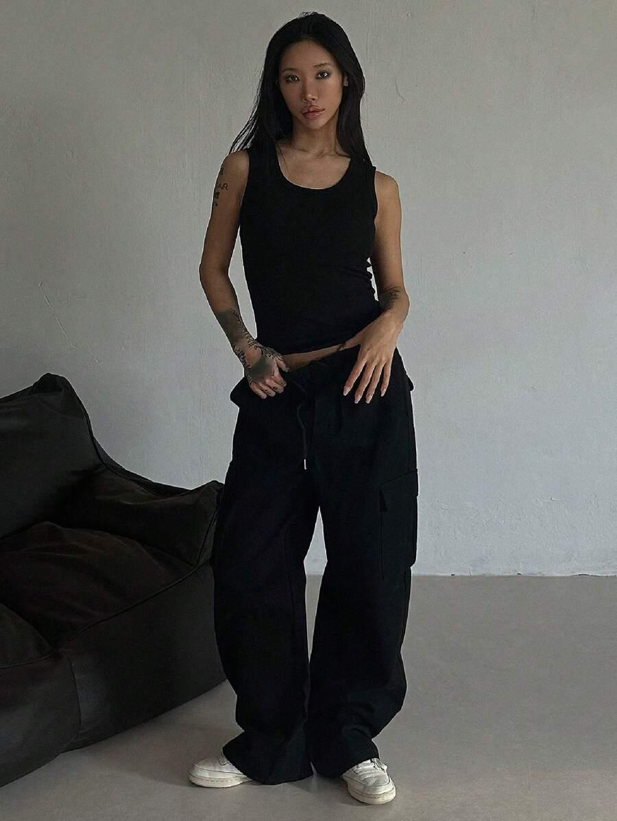 czarne spodnie jeans