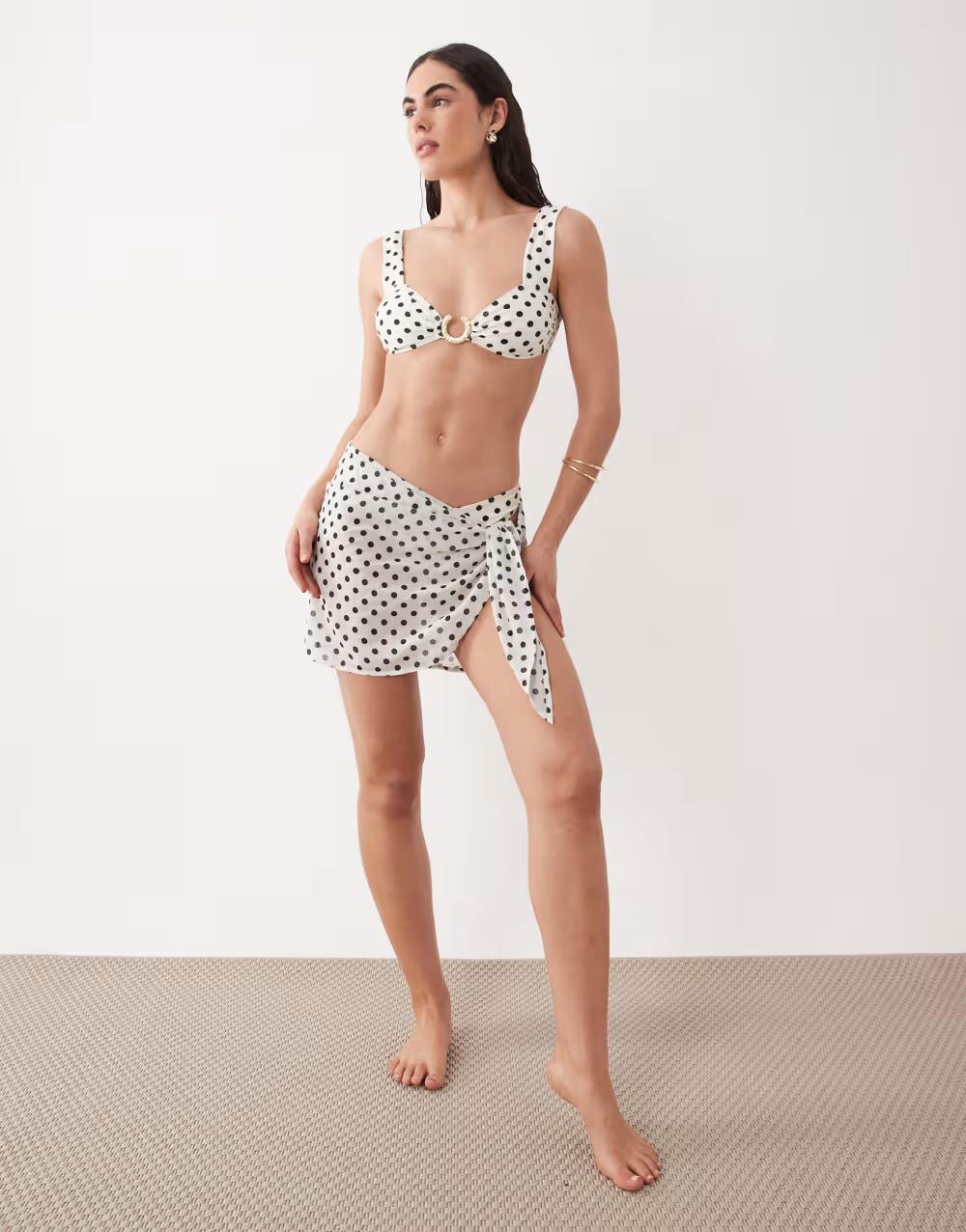 chusta w groszki sarong wiązanie
