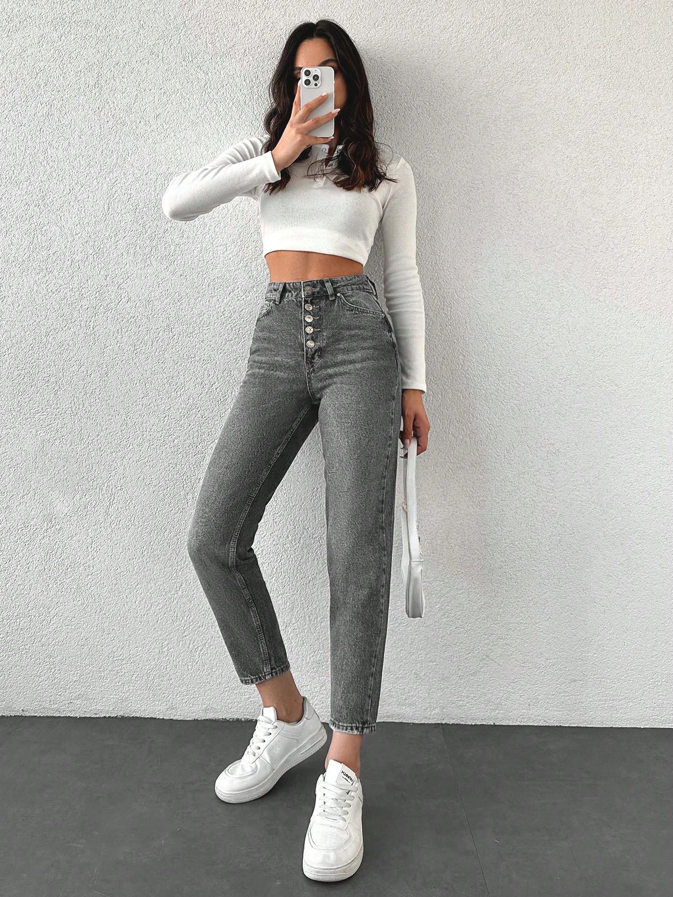 szare spodnie jeans