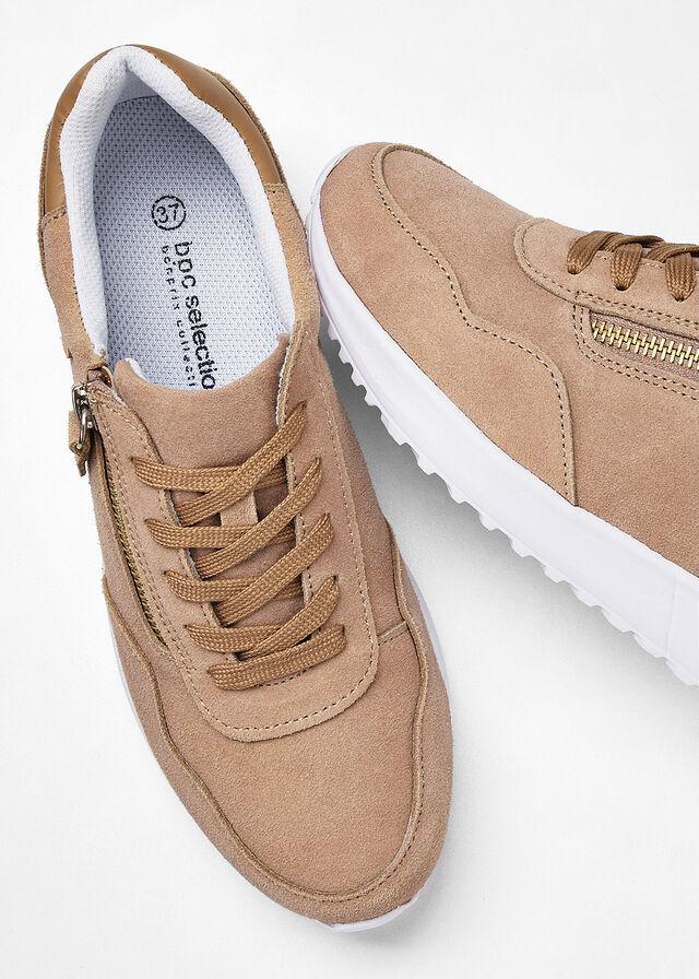 SNEAKERSY Z OZDOBNYM ZAMKIEM