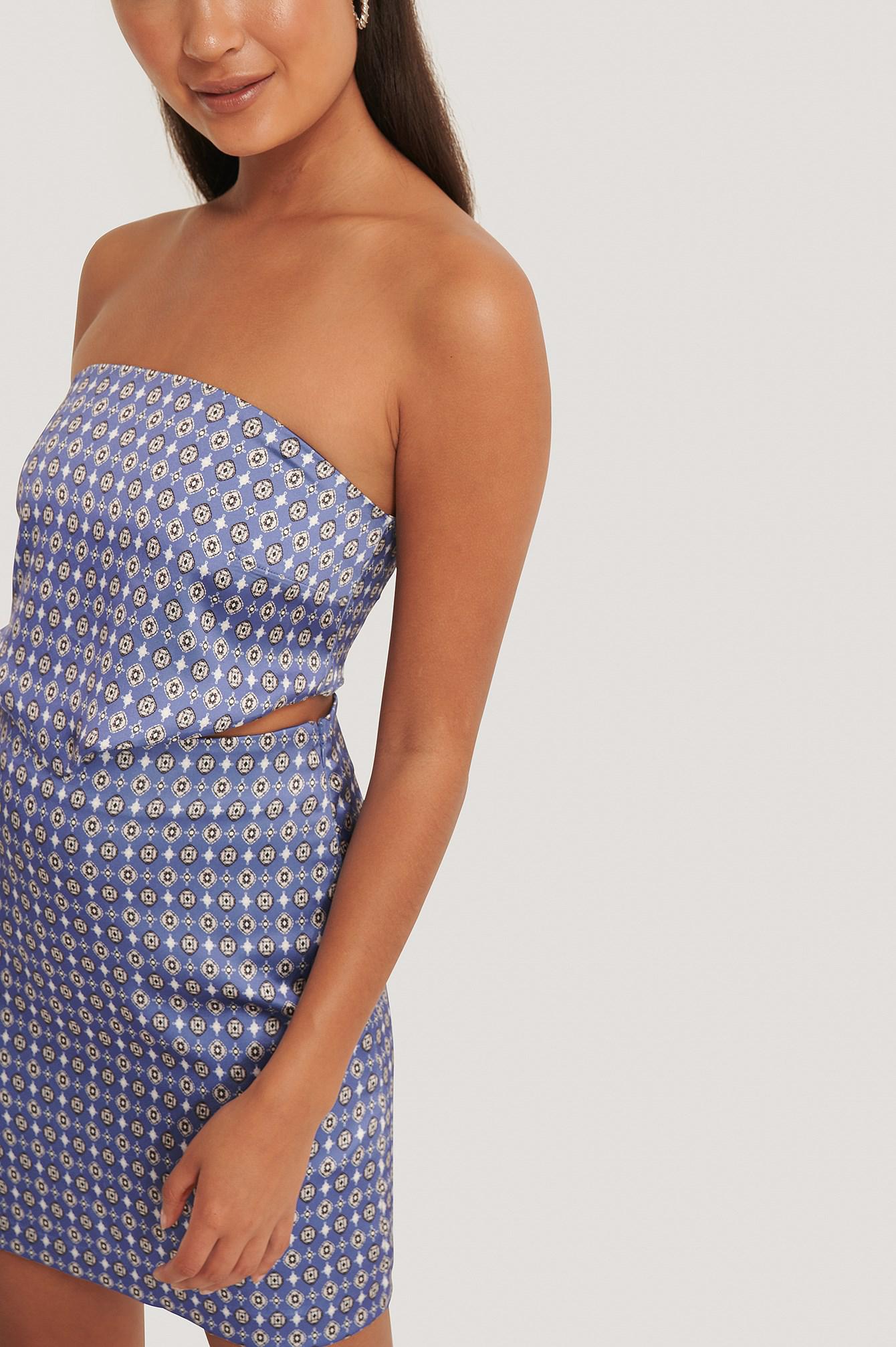 NIEBIESKI CROP TOP PRINT