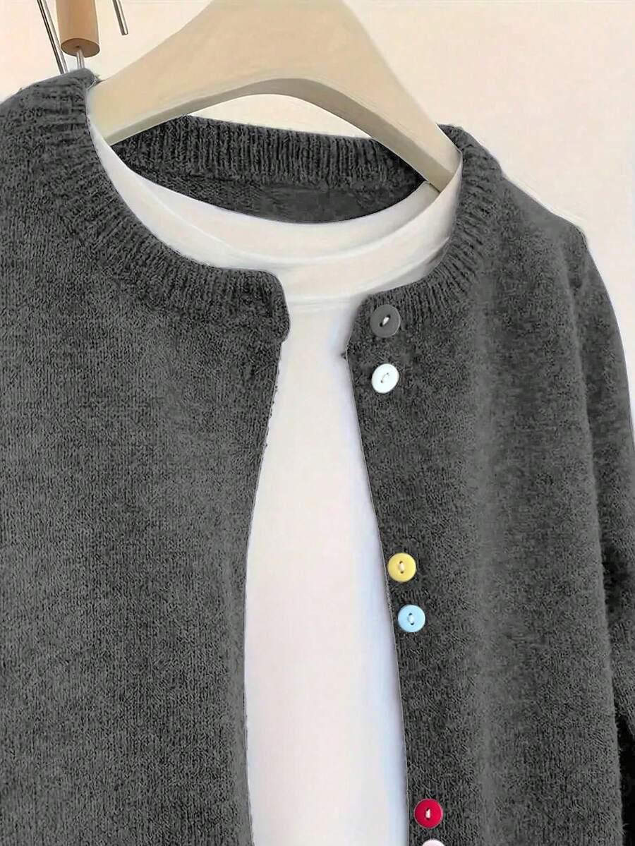 SWETER Z DŁUGIM RĘKAWEM GUZIKI