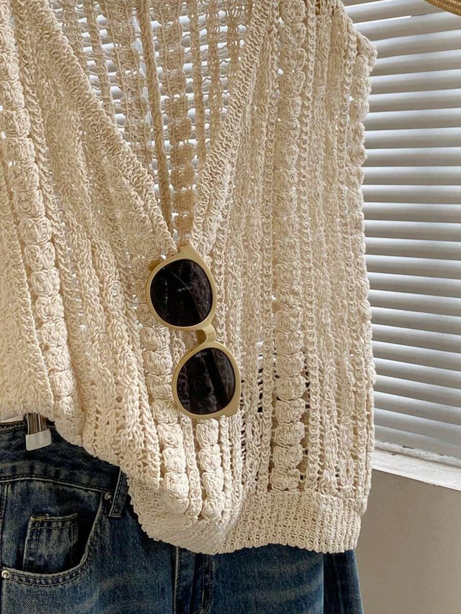 AŻUROWY TOP V-NECK