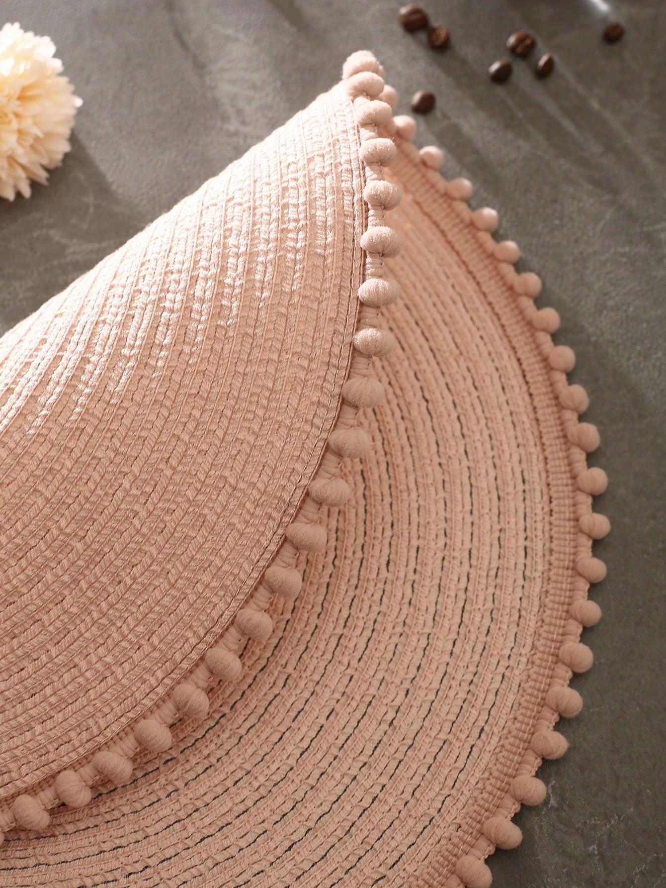różowa podkładka pod talerz