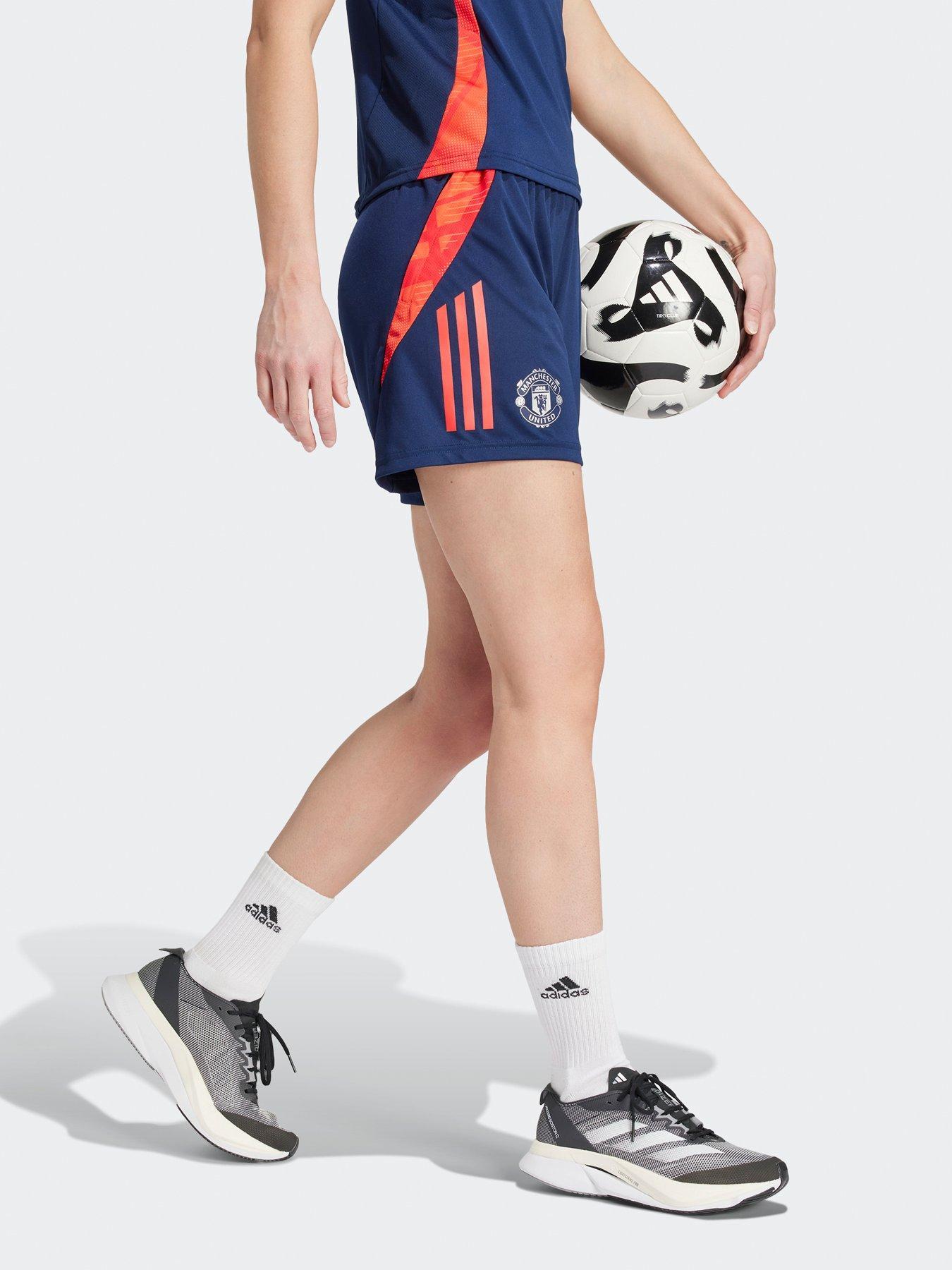 ADIDAS MANCHESTER UNITED SPODENKI DAMSKIE MUFC TR SHO W