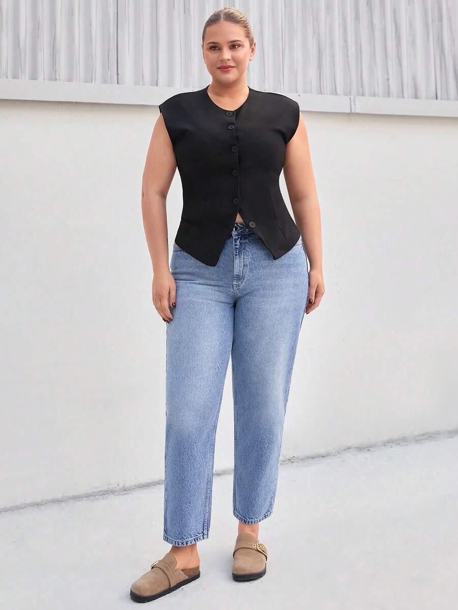 niebieskie jeansy kieszenie 