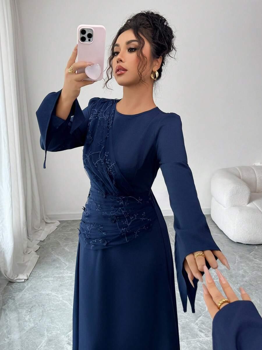 niebieska maxi sukienka