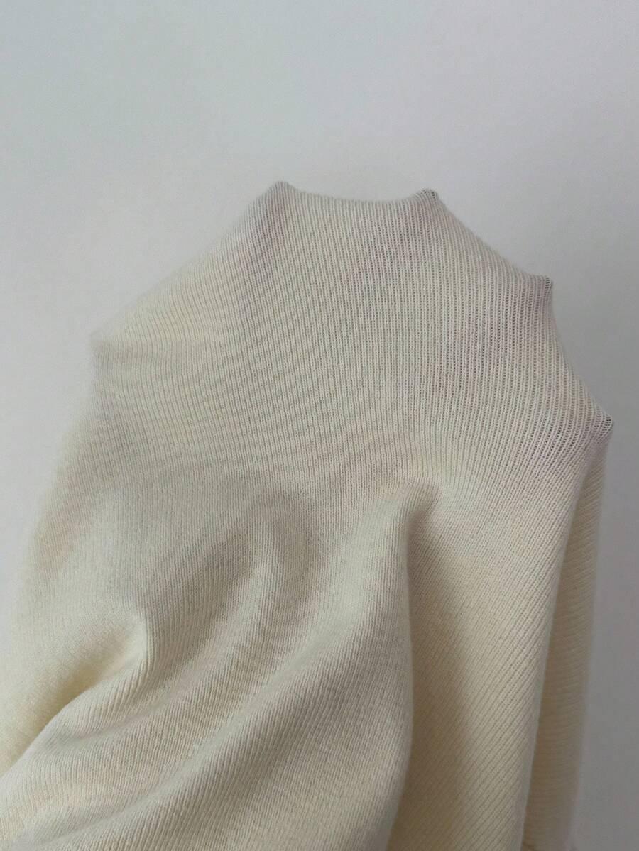 BEŻOWY SWETER GUZIKI