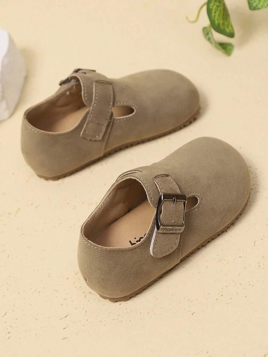 brązowe buty sprzączka