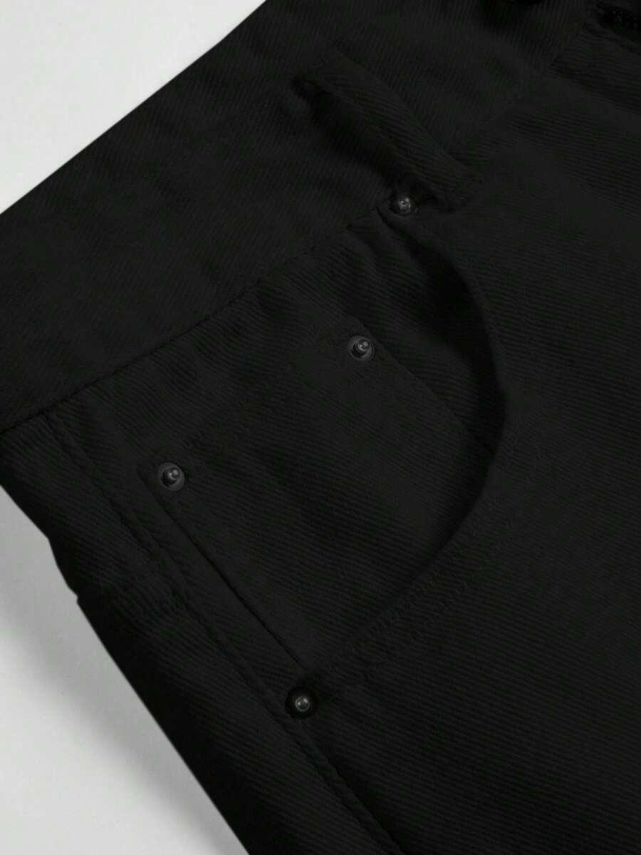czarne spodenki jeans