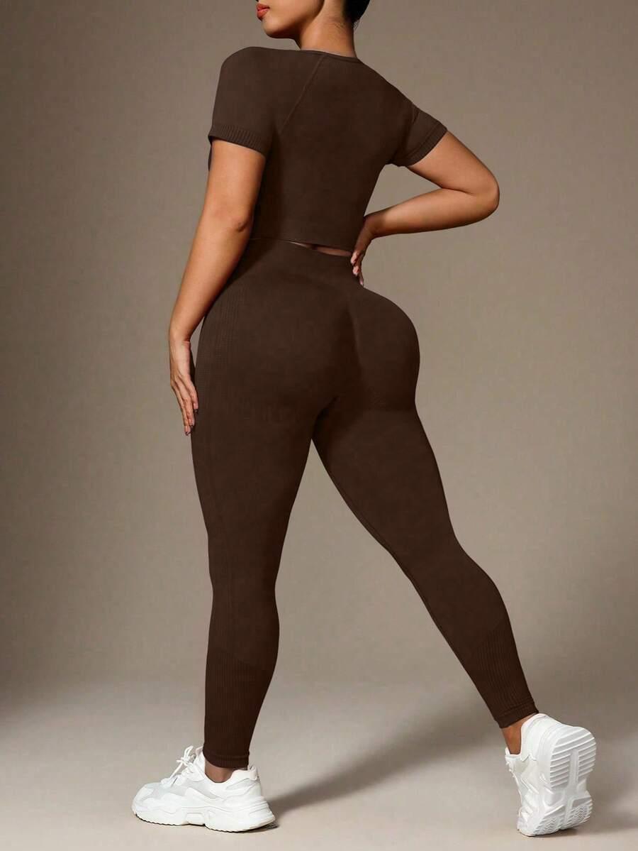 brązowa bluzka legginsy komplet