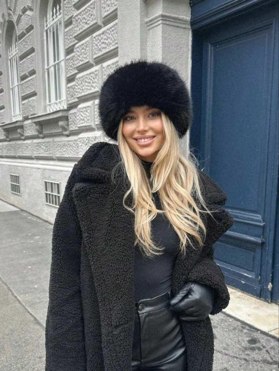 czarna czapka sztuczne futro