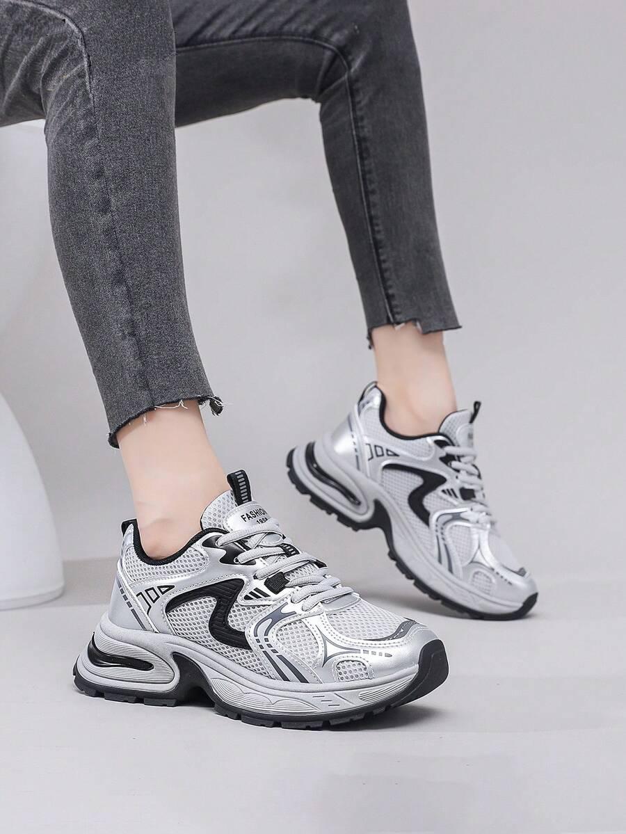 srebrne buty sportowe