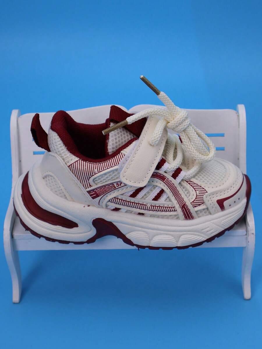 sznurowane buty sportowe 