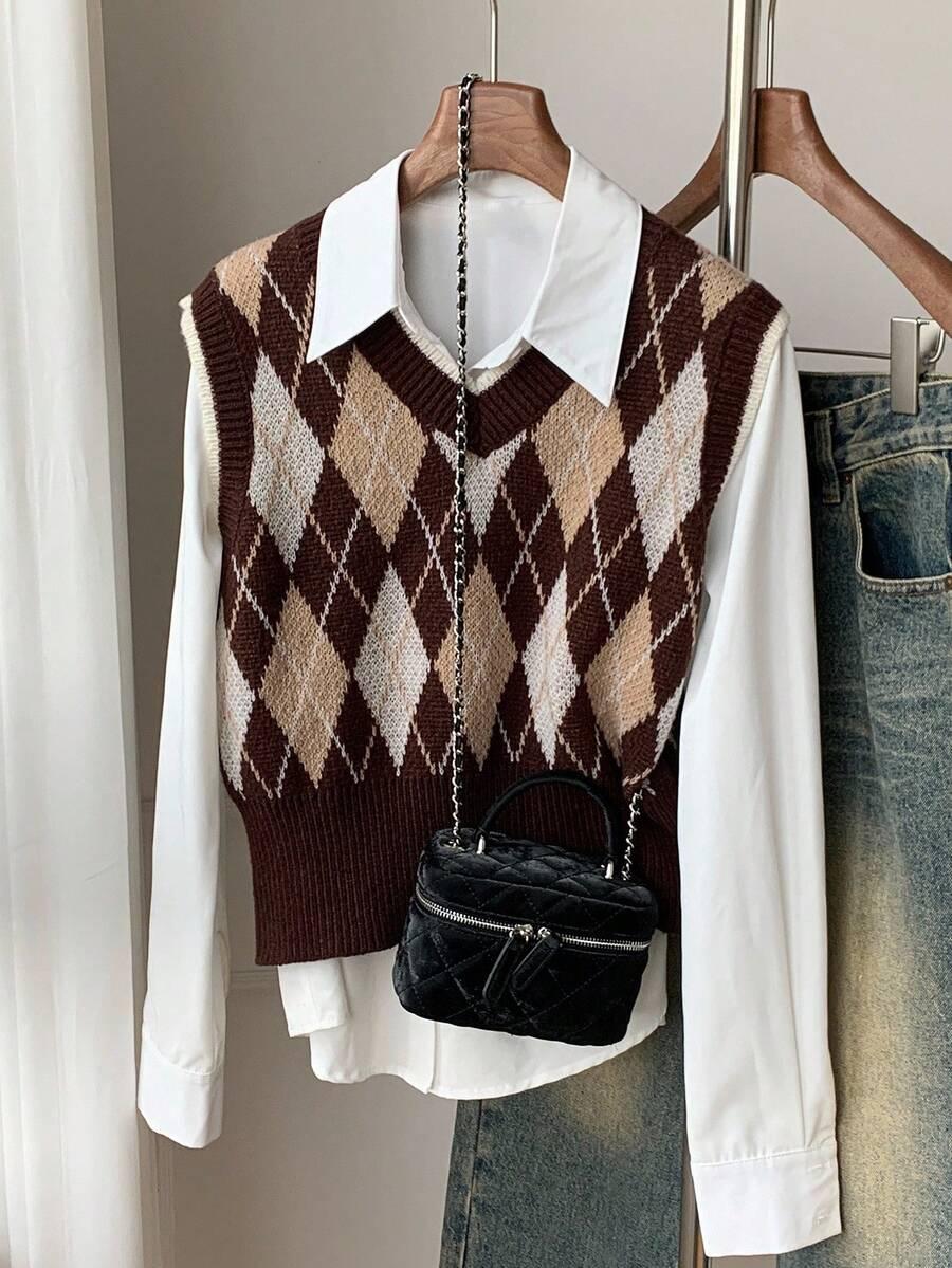 SWETER ODKRYTE RAMIONA