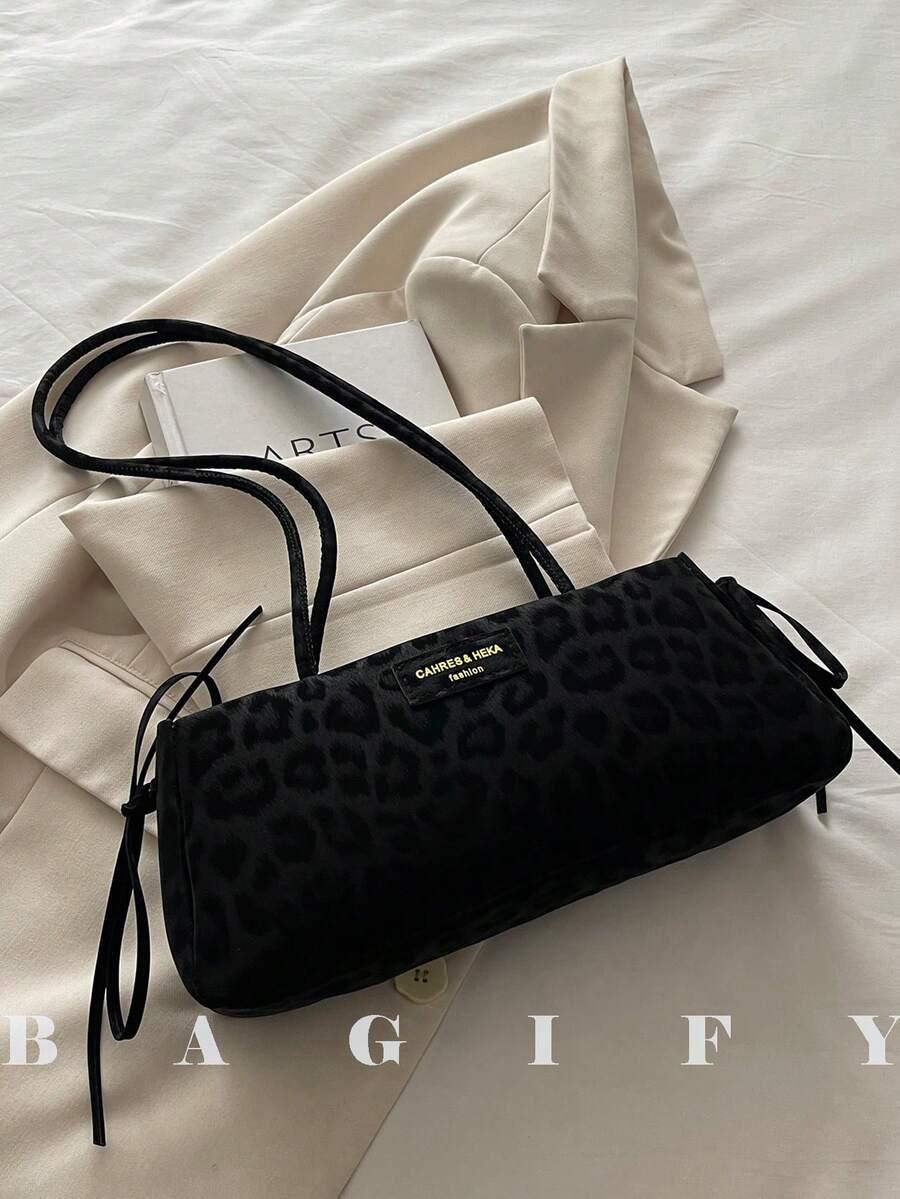 czarna torebka animal print