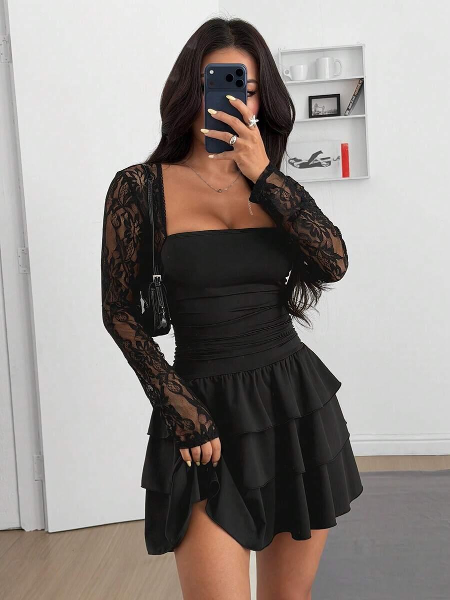 CZARNA MINI SUKIENKA