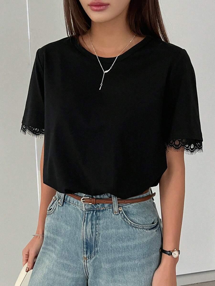CZARNY T-SHIRT KORONKA 