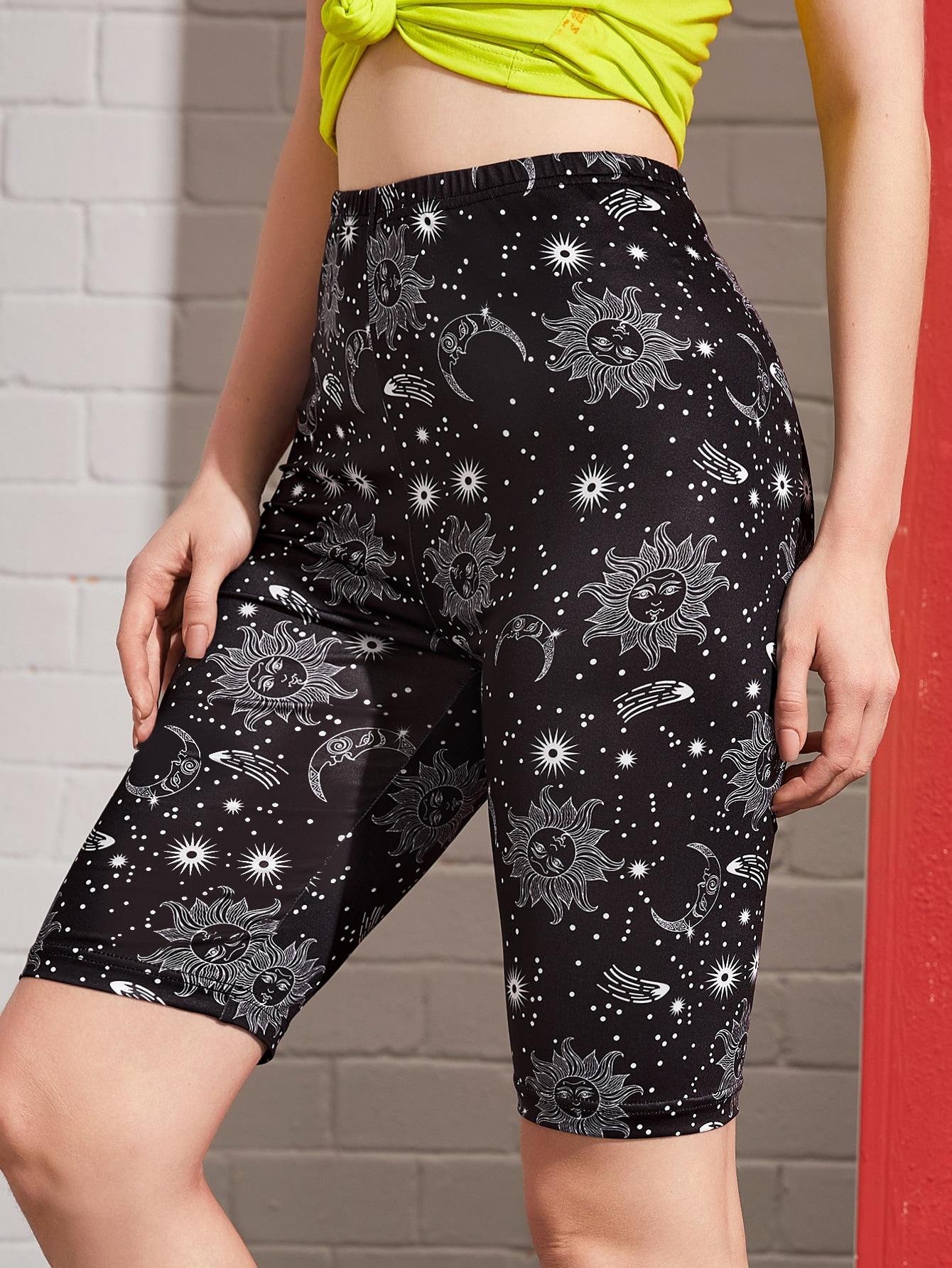 czarne legginsy przed kolano wzór