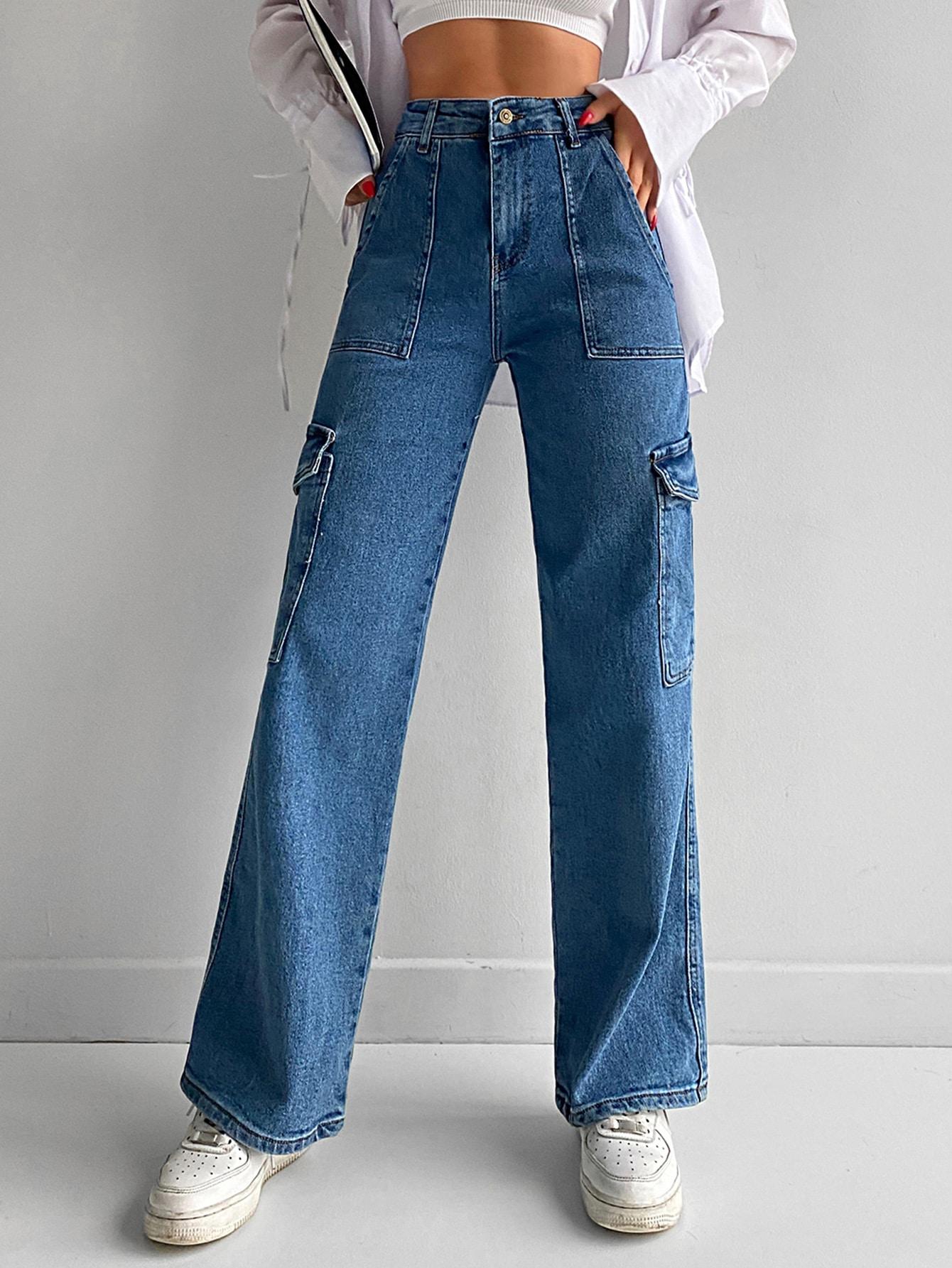 niebieskie spodnie jeans