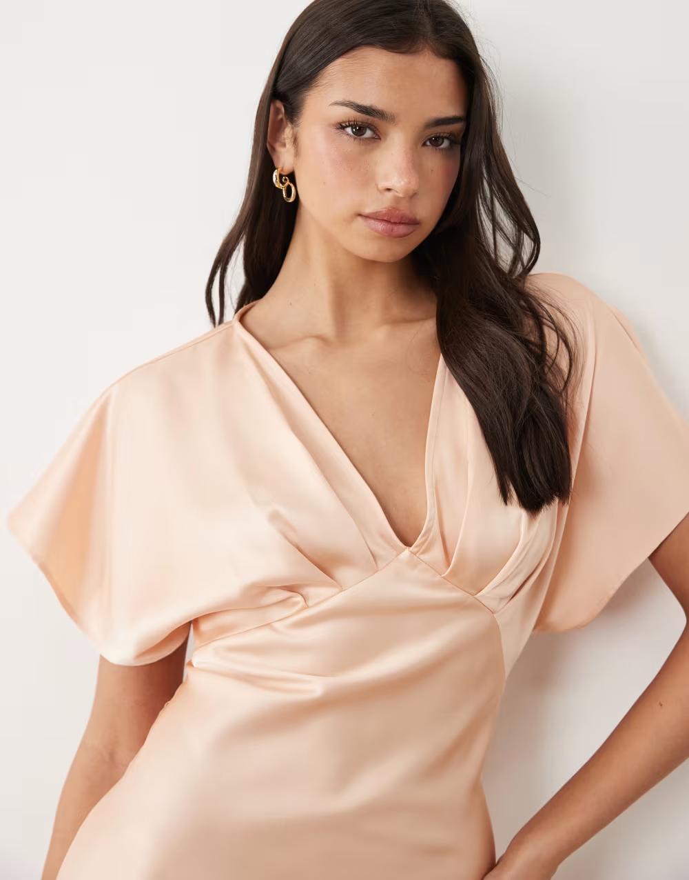 MAXI SUKIENKA KRÓTKI RĘKAW V-NECK